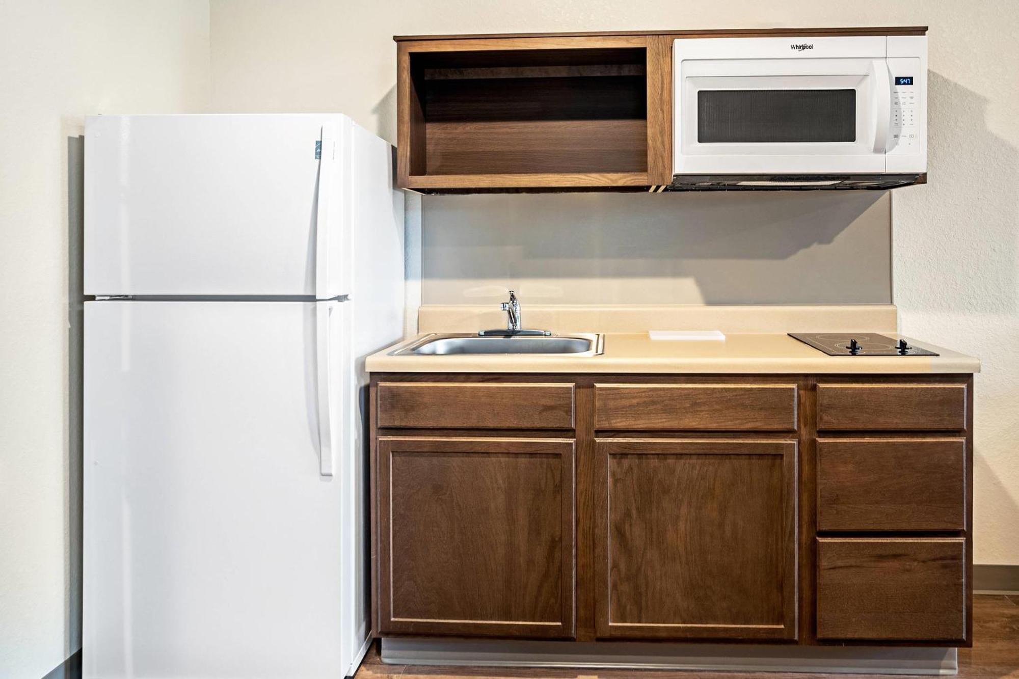 Woodspring Suites Naples Golden Gate Exterior foto